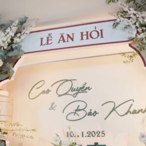 Backdrop lễ ăn hỏi Cao Quyền Bảo Khanh hoa hồng pastel