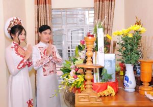 co-dau-chu-re-thap-hương-gia-tiên
