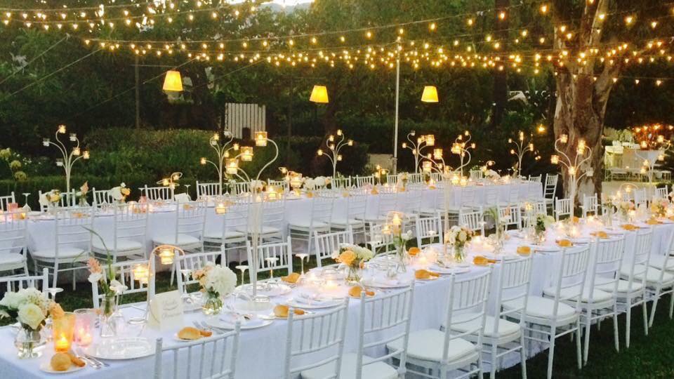 cho-thue-ban-ghe-tai-quan-ba-dinh